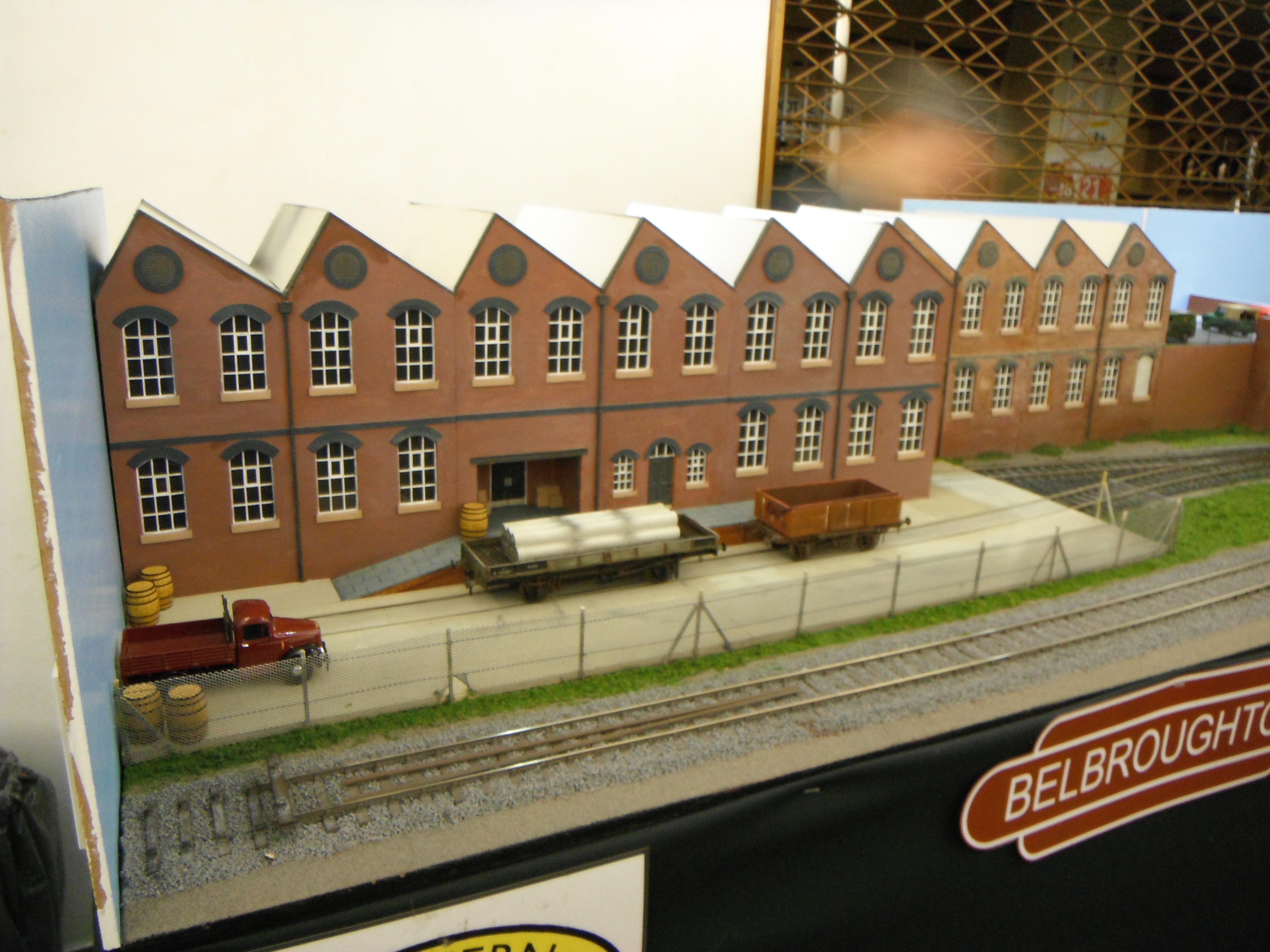 O Gauge Low Relief Factory Scale Model Railway building